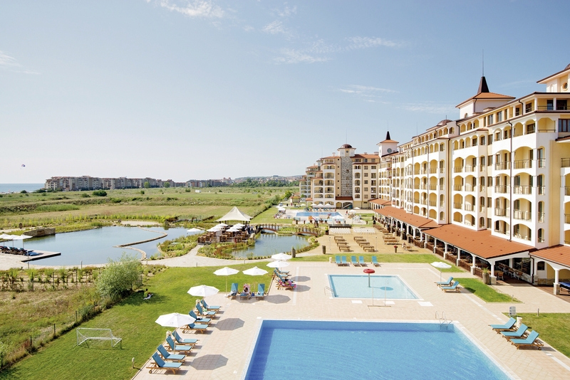 Hotel Sunrise All Suites Resort