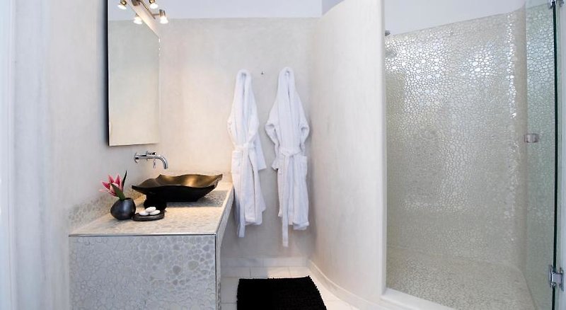 Gold Suites