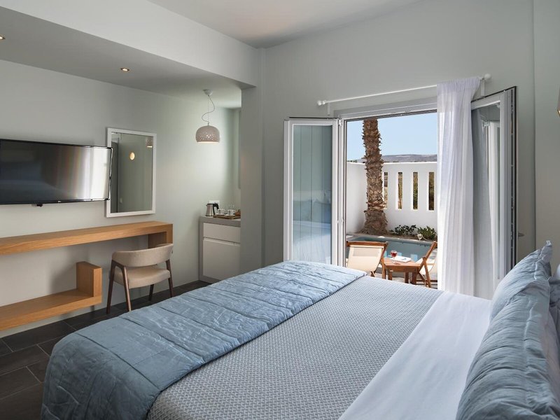 Meltemi Suites