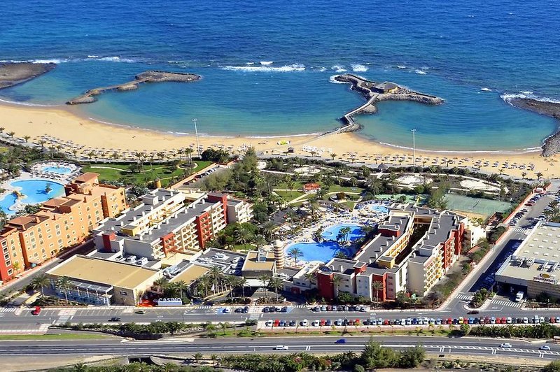 Elba Carlota Beach & Golf Resort