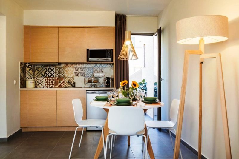 Sundance Apartments & Suites