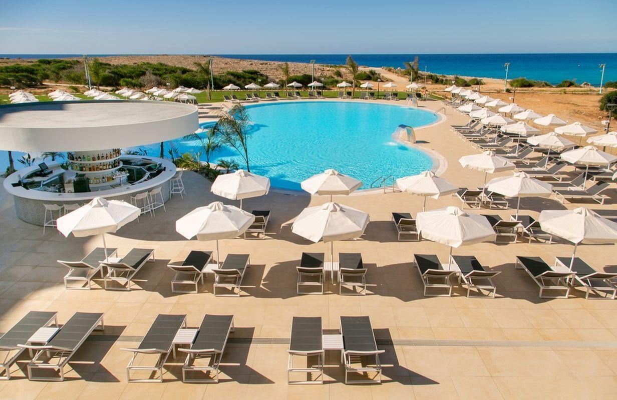 cypr-cypr-poludniowy-nissiblu-beach-resort-1.jpg